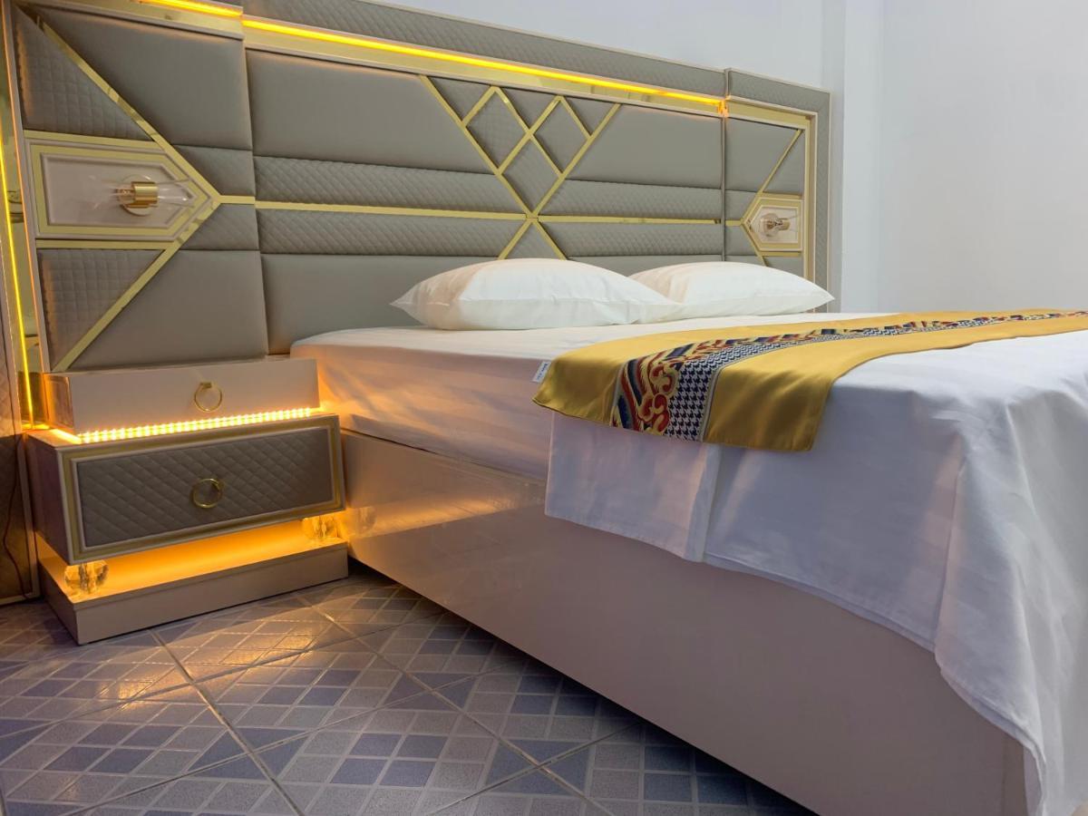 Ontrack Travel Transit Hotel 馬累 外观 照片